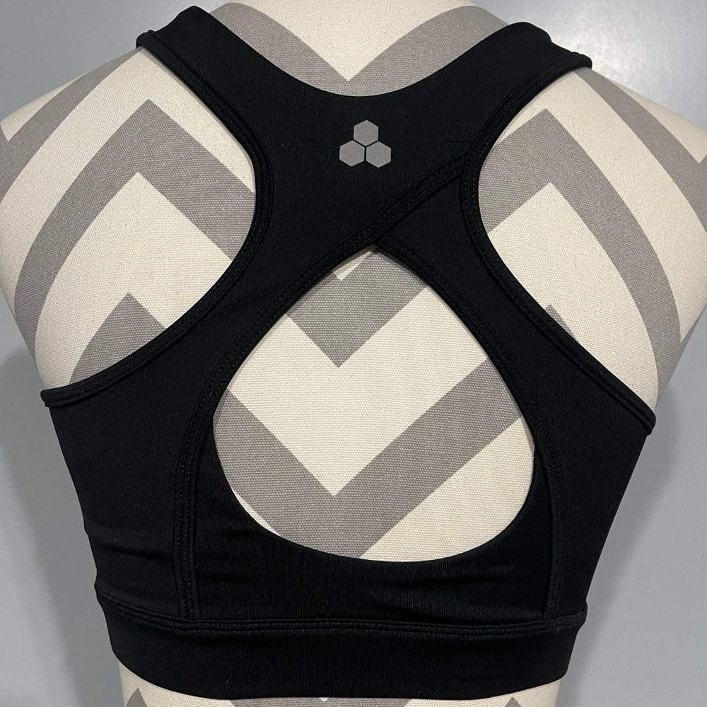 TEK GEAR - Picture 2 of 7